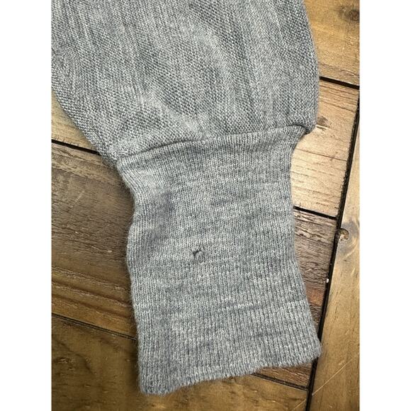 IZOD Vintage Cardigan Sweater Gray V-Neck Logo Button Acrylic Made In USA Sz XL - Picture 9 of 10